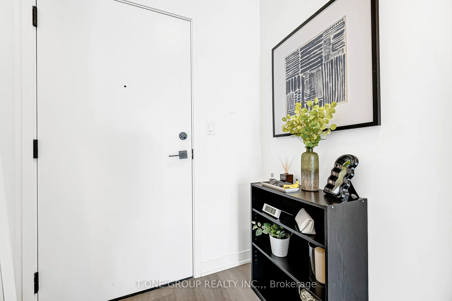 Photo 6 of Unit 1409, 8119 Birchmount Road, Markham, Unionville — HOMEH