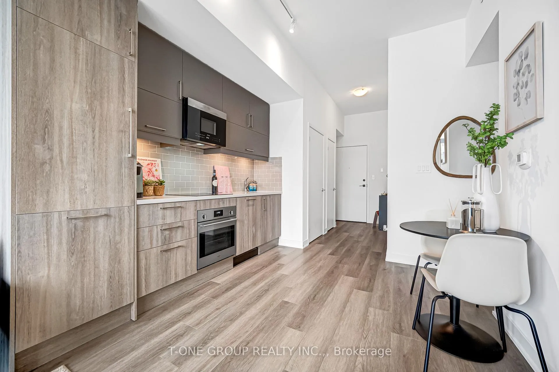 Photo 14 of Unit 1409, 8119 Birchmount Road, Markham, Unionville — HOMEH