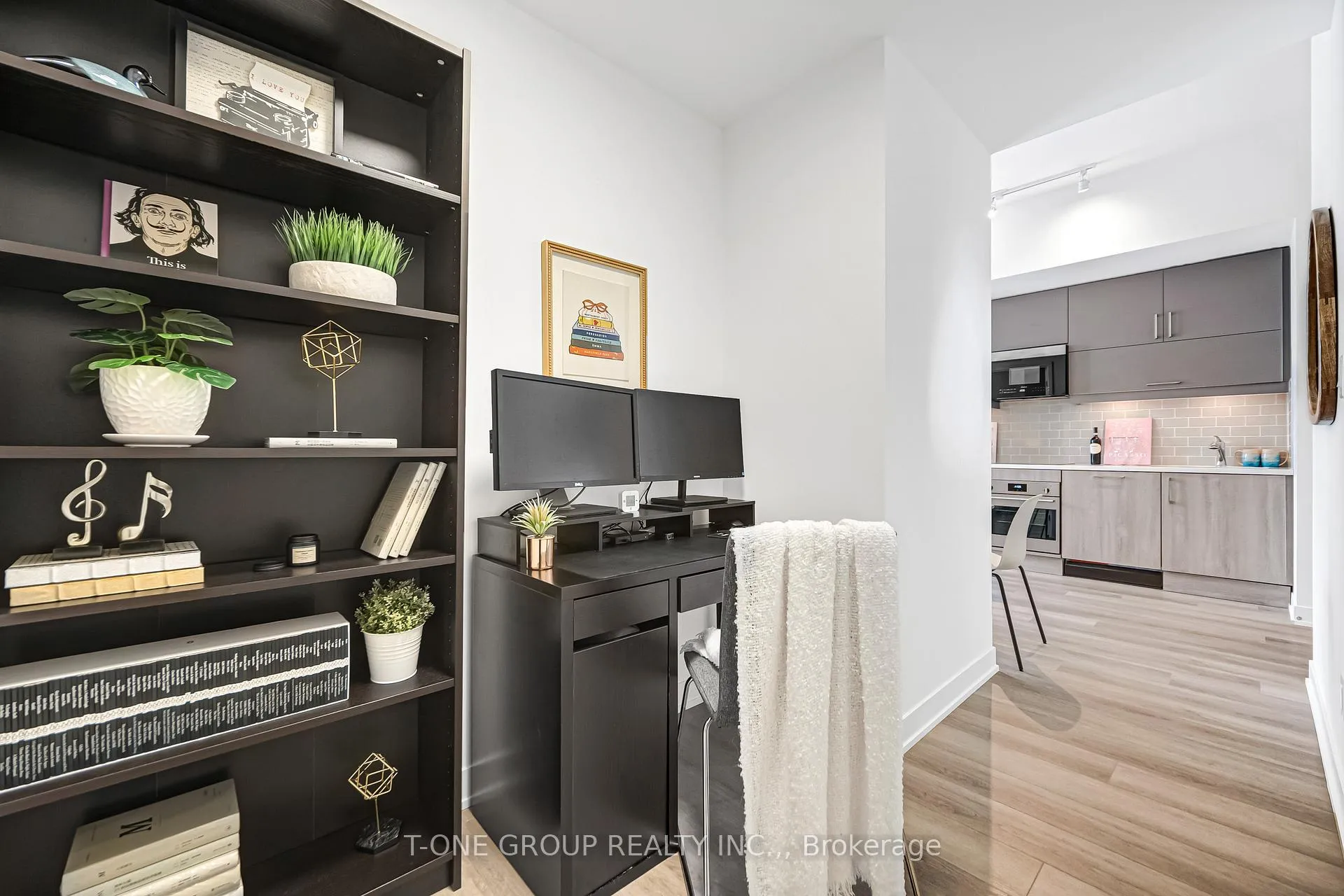 Photo 22 of Unit 1409, 8119 Birchmount Road, Markham, Unionville — HOMEH