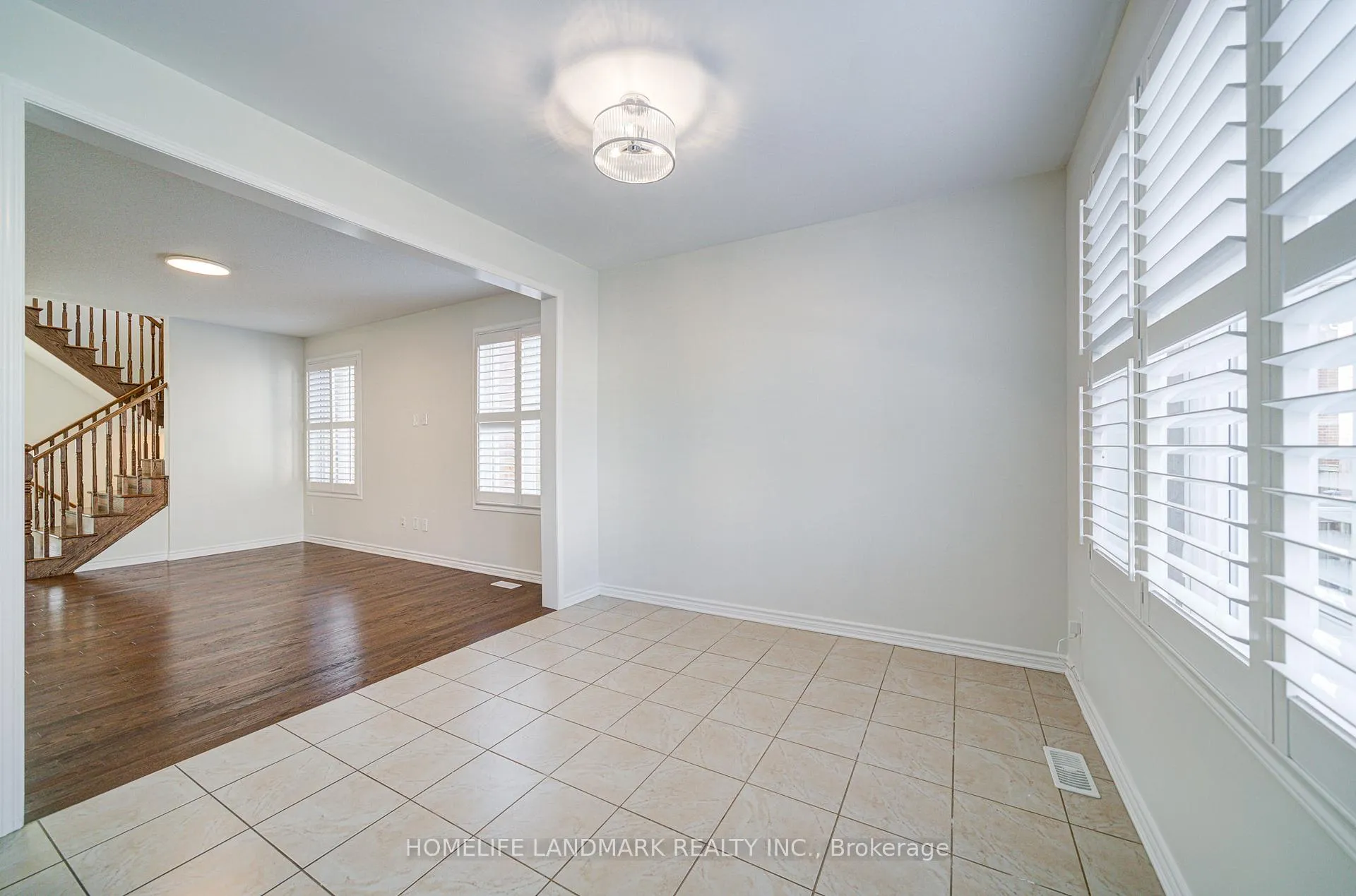 Photo 7 of 1391 Whitney Terrace, Milton, Ford — HOMEH