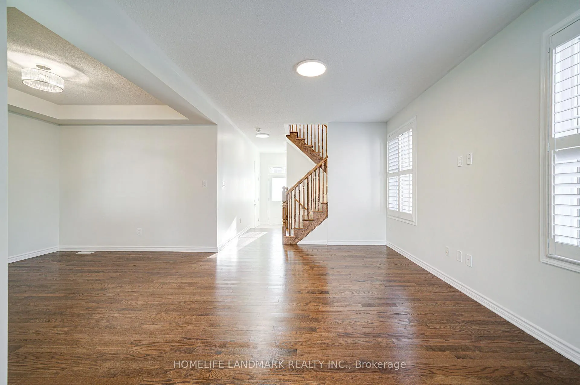 Photo 8 of 1391 Whitney Terrace, Milton, Ford — HOMEH