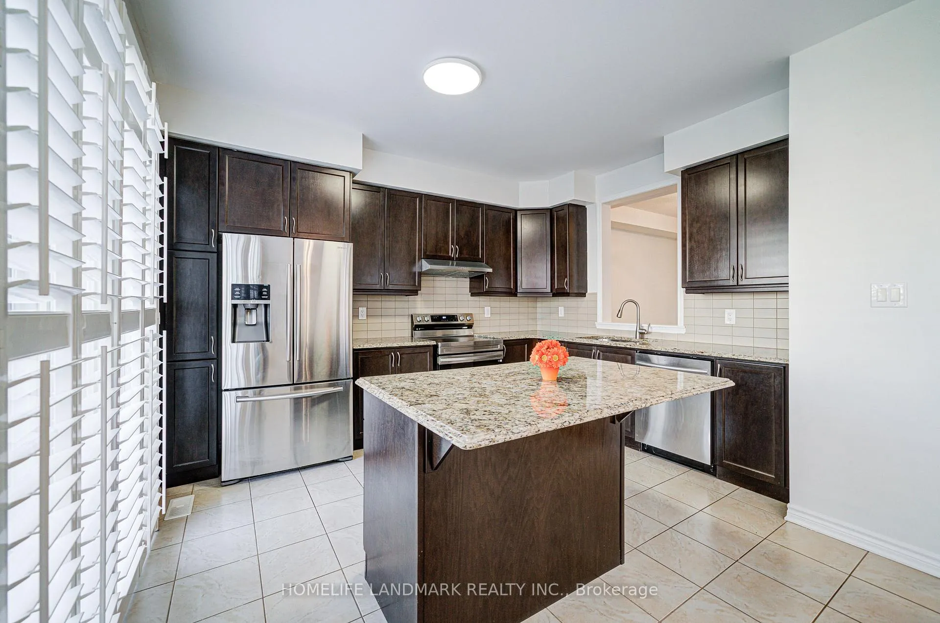 Photo 11 of 1391 Whitney Terrace, Milton, Ford — HOMEH