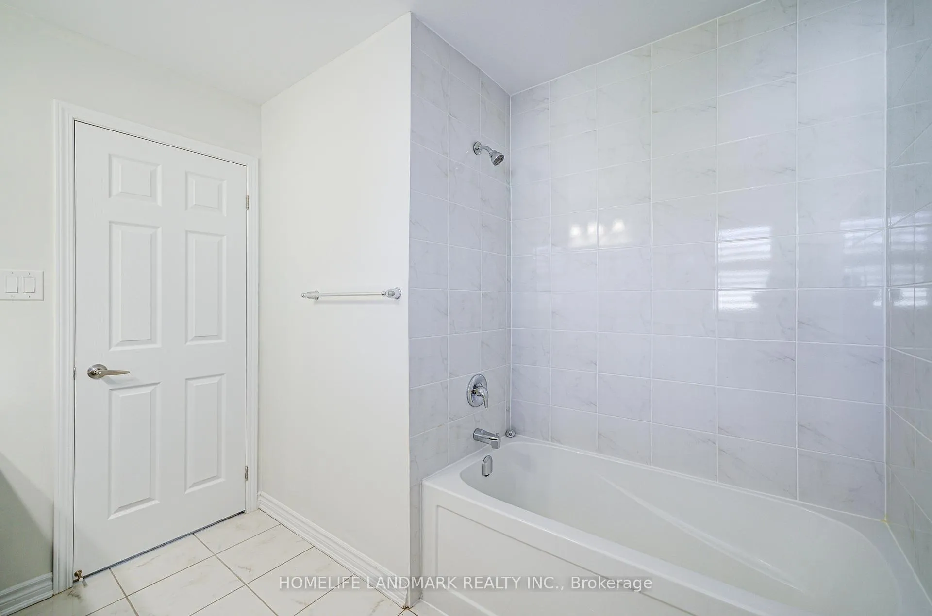 Photo 17 of 1391 Whitney Terrace, Milton, Ford — HOMEH
