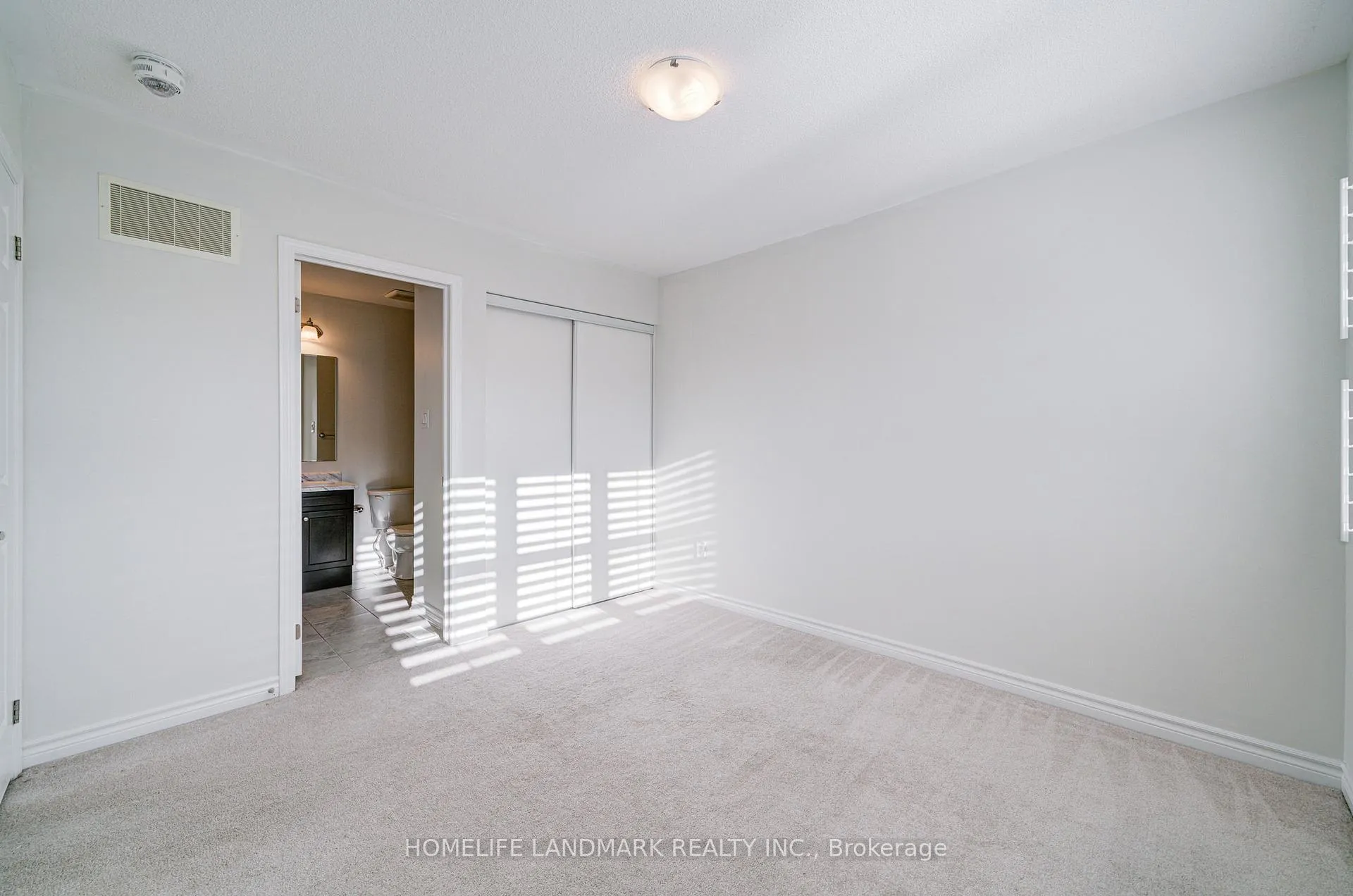 Photo 18 of 1391 Whitney Terrace, Milton, Ford — HOMEH