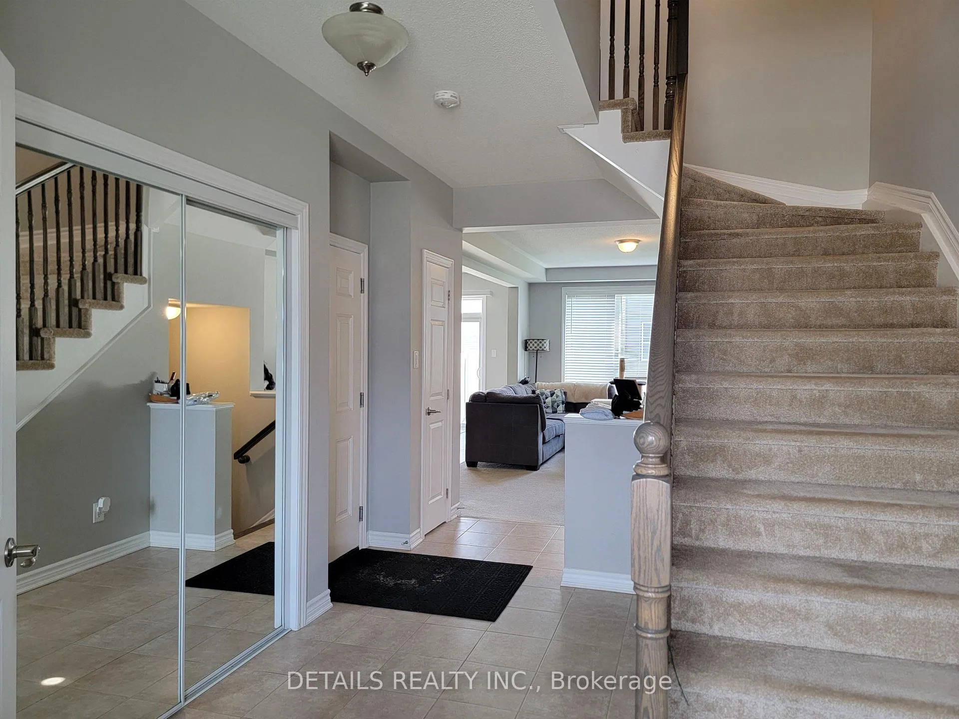 Photo 2 of 214 Cranesbill Road, Ottawa, Kanata - Emerald Meadows/Trailwest — HOMEH