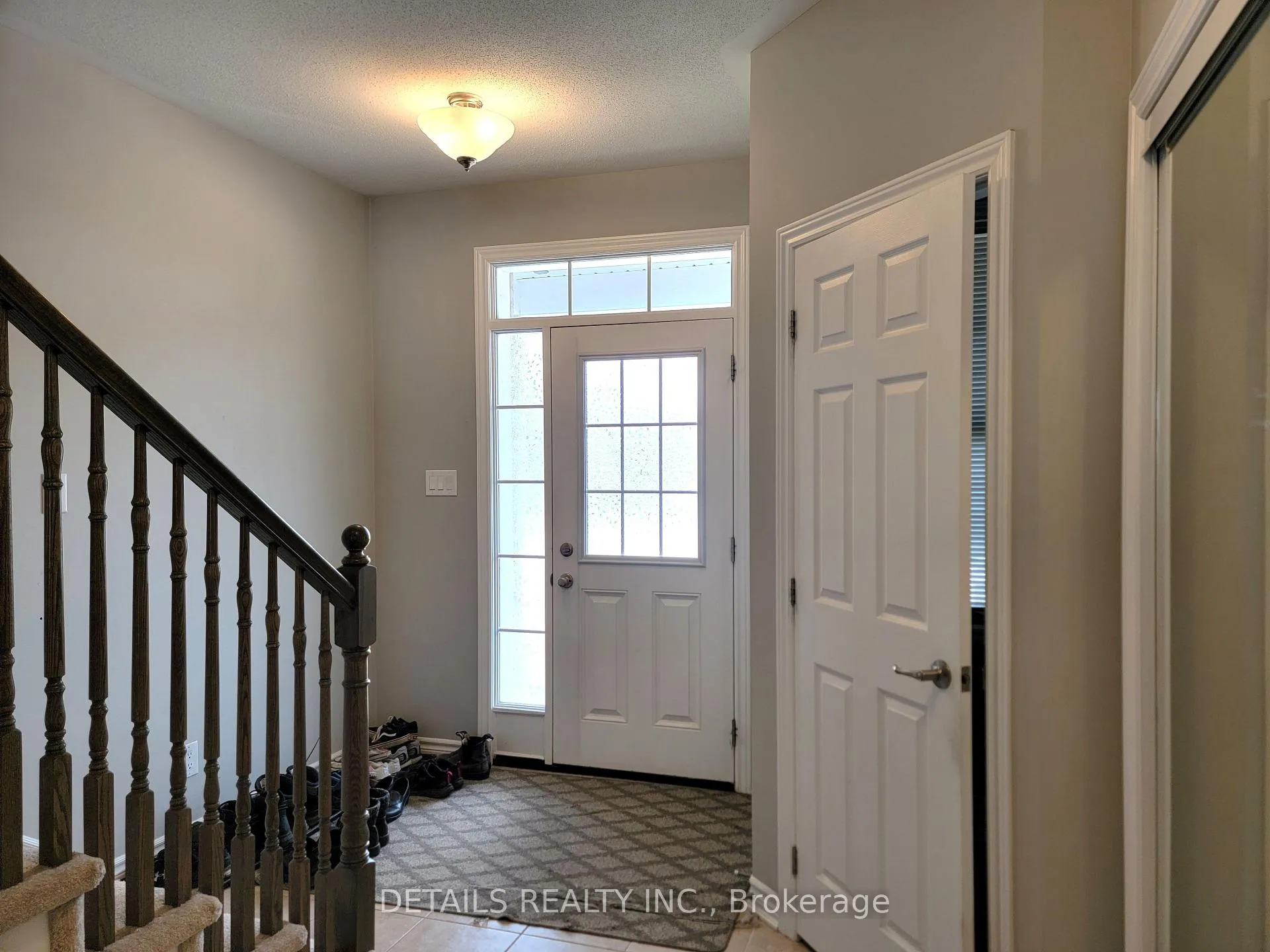 Photo 11 of 214 Cranesbill Road, Ottawa, Kanata - Emerald Meadows/Trailwest — HOMEH