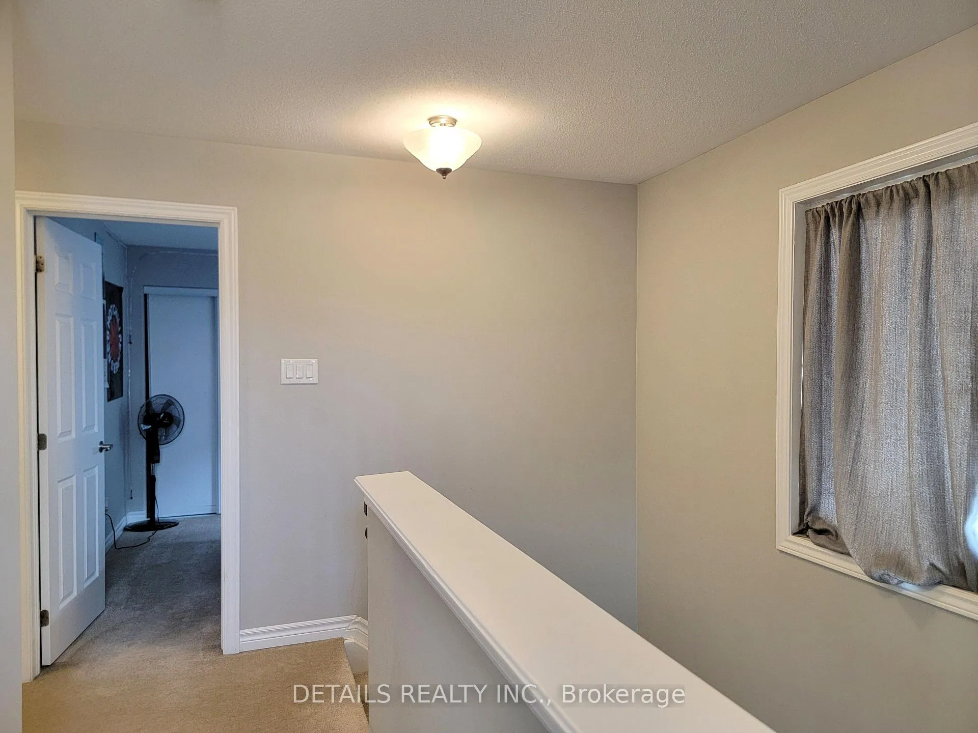 Photo 14 of 214 Cranesbill Road, Ottawa, Kanata - Emerald Meadows/Trailwest — HOMEH