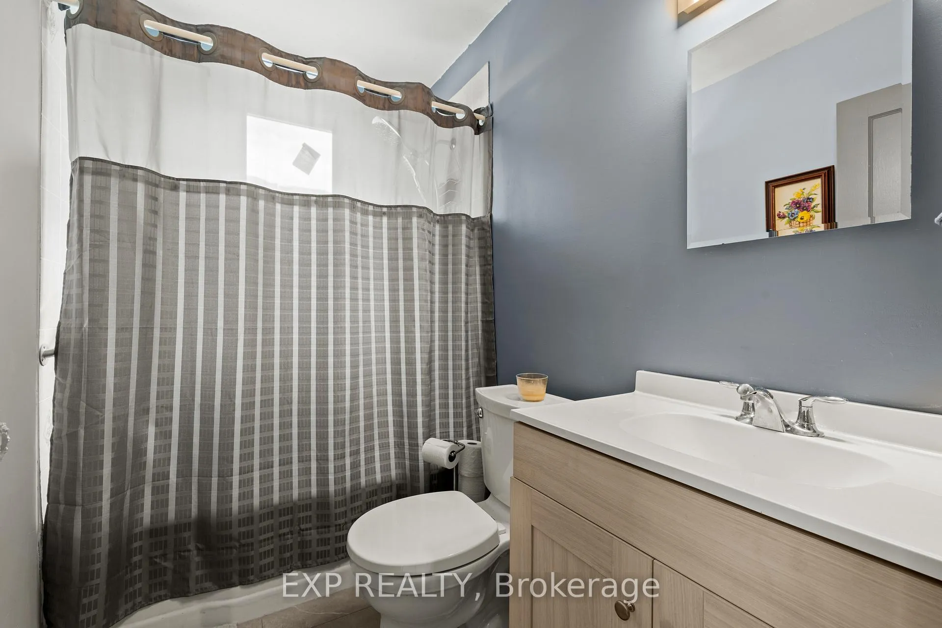 Photo 13 of 25 East 39th Street, Hamilton, Raleigh — HOMEH