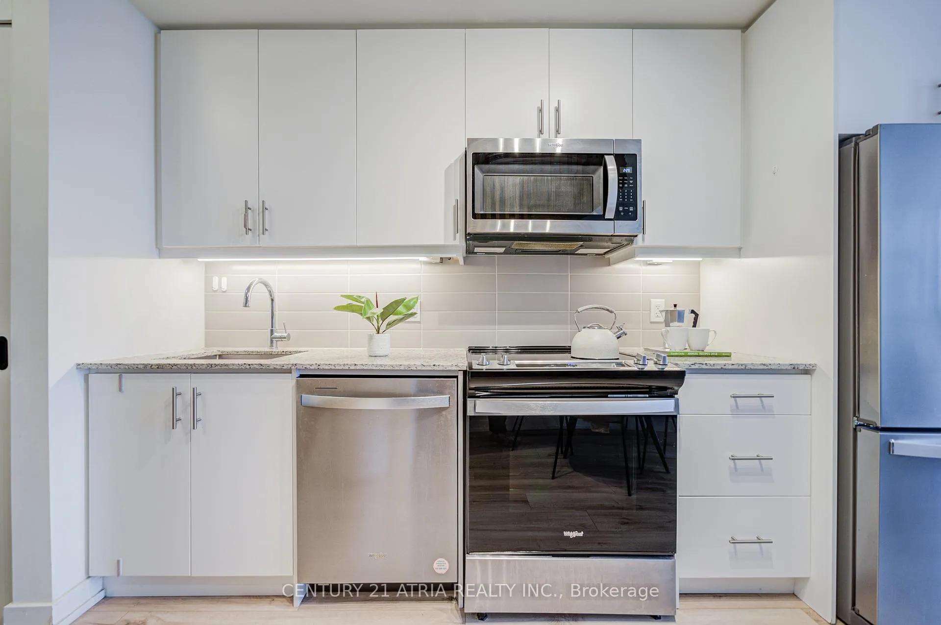 Photo 9 of Unit 101, 335 Wheat Boom Drive, Oakville, Joshua Meadows — HOMEH