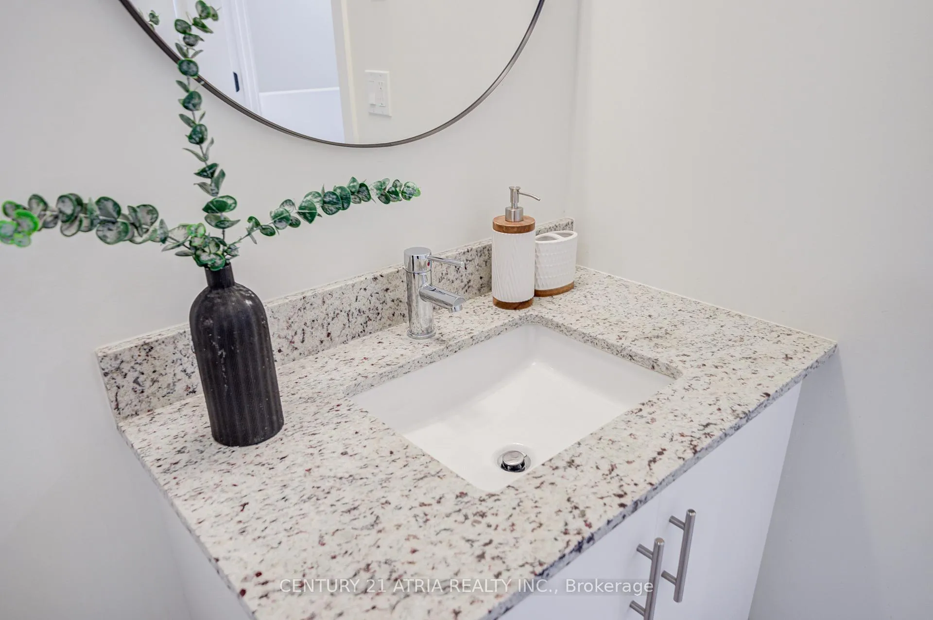 Photo 31 of Unit 101, 335 Wheat Boom Drive, Oakville, Joshua Meadows — HOMEH