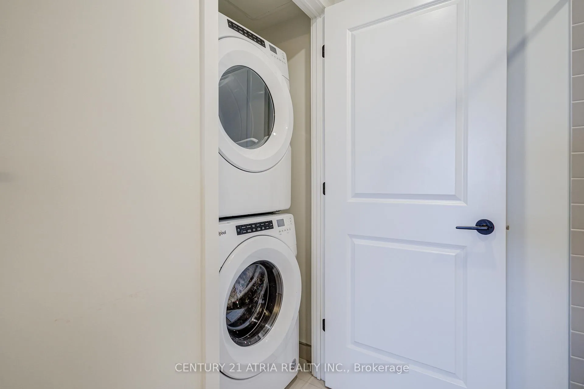 Photo 32 of Unit 101, 335 Wheat Boom Drive, Oakville, Joshua Meadows — HOMEH