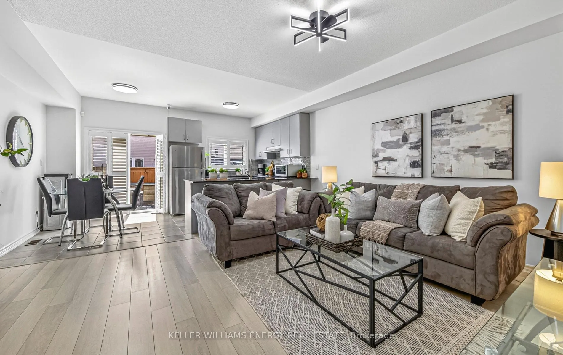 Photo 6 of 32 Kantium Way, Whitby, Pringle Creek — HOMEH