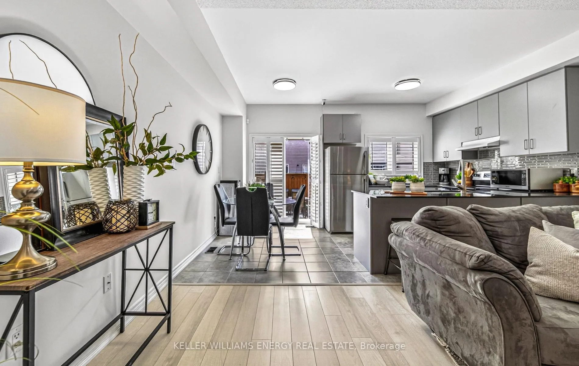 Photo 10 of 32 Kantium Way, Whitby, Pringle Creek — HOMEH
