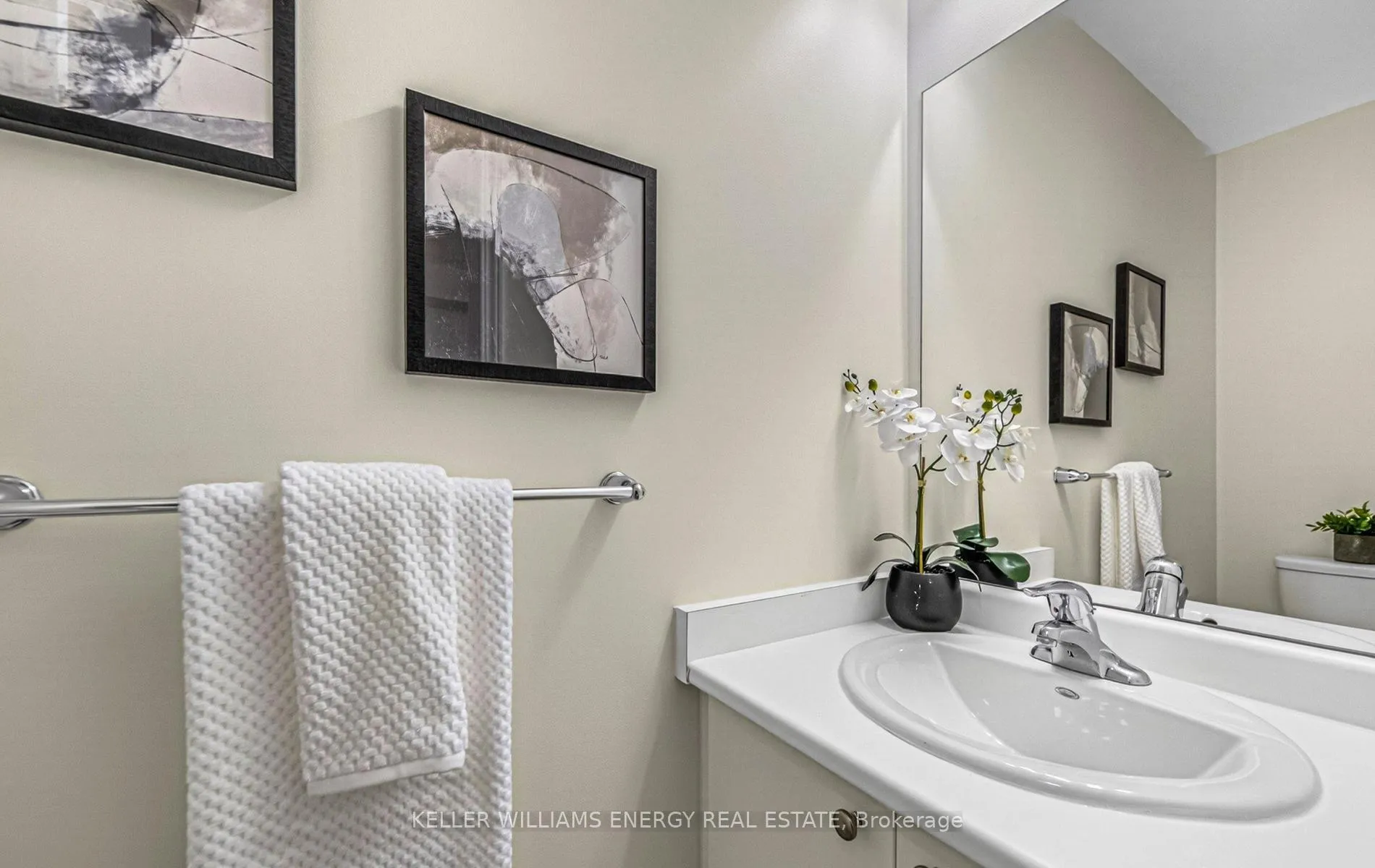 Photo 16 of 32 Kantium Way, Whitby, Pringle Creek — HOMEH