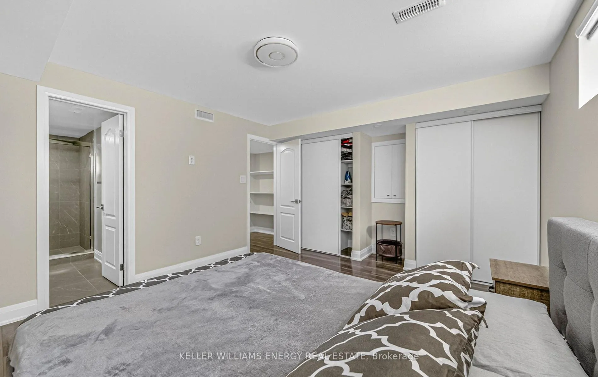 Photo 30 of 32 Kantium Way, Whitby, Pringle Creek — HOMEH
