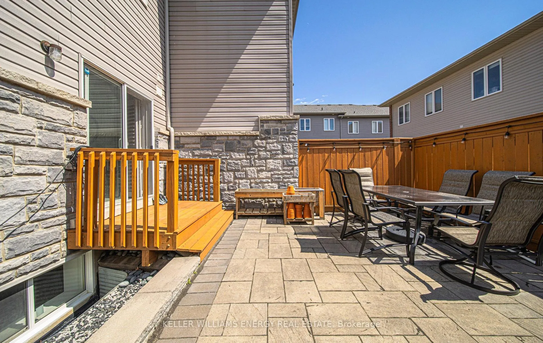 Photo 36 of 32 Kantium Way, Whitby, Pringle Creek — HOMEH