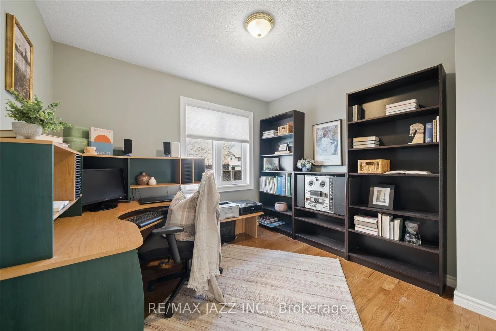 Photo 12 of 47 Waller Street, Whitby, Rolling Acres — HOMEH