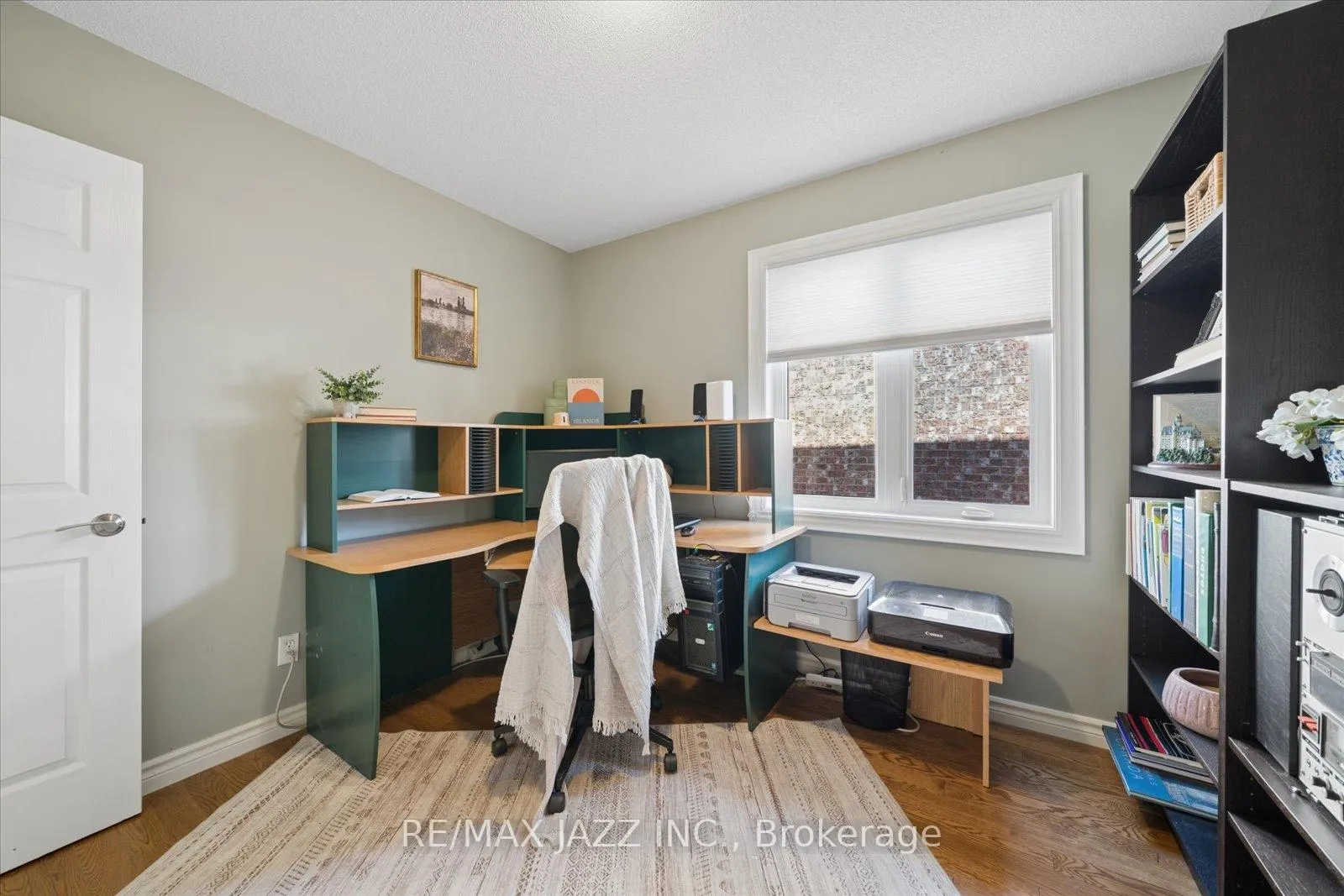 Photo 13 of 47 Waller Street, Whitby, Rolling Acres — HOMEH