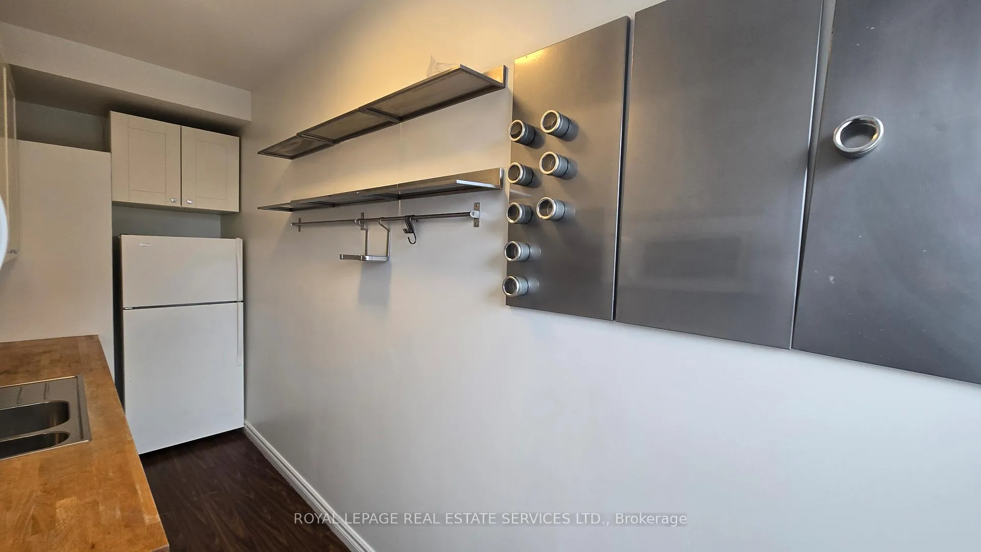 Photo 4 of Unit 2, 120 Pembroke Street, Toronto, Moss Park — HOMEH
