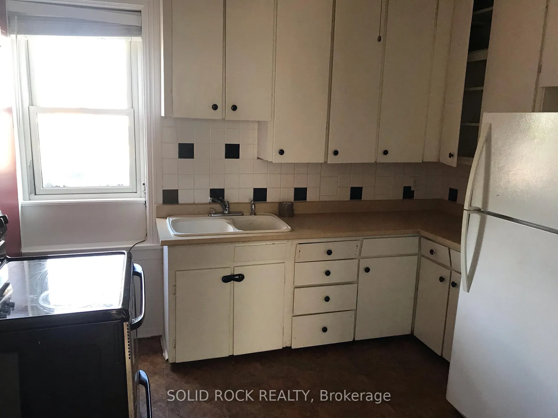 Photo 6 of Unit 1, 44 Elgin Street, Arnprior — HOMEH