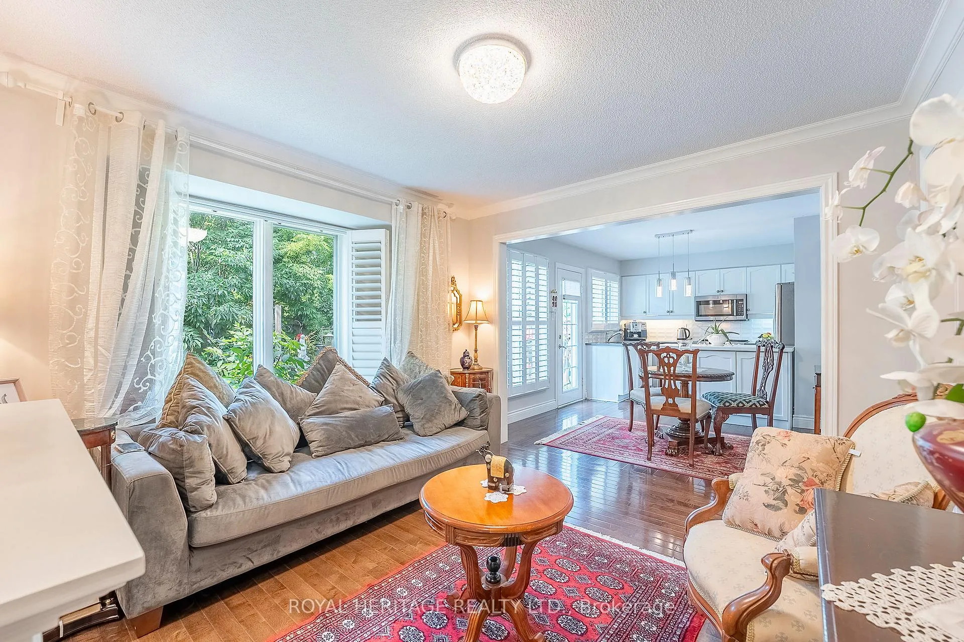 Photo 7 of 2158 Birchleaf Lane, Burlington, Orchard — HOMEH