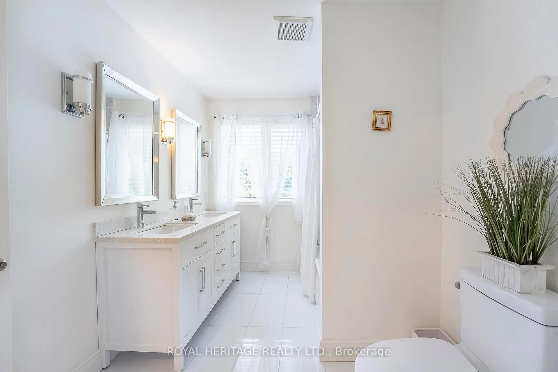 Photo 13 of 2158 Birchleaf Lane, Burlington, Orchard — HOMEH