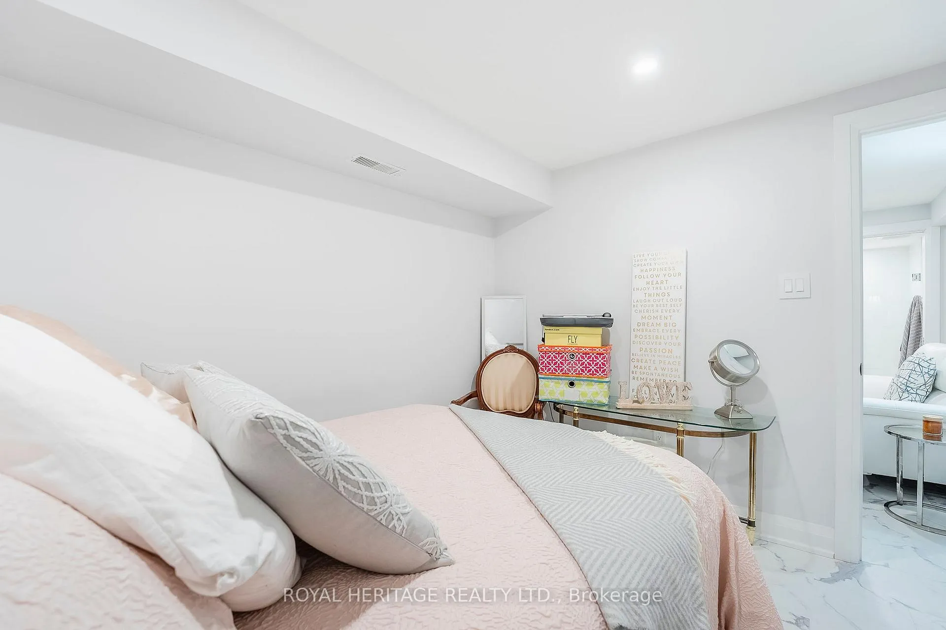 Photo 19 of 2158 Birchleaf Lane, Burlington, Orchard — HOMEH