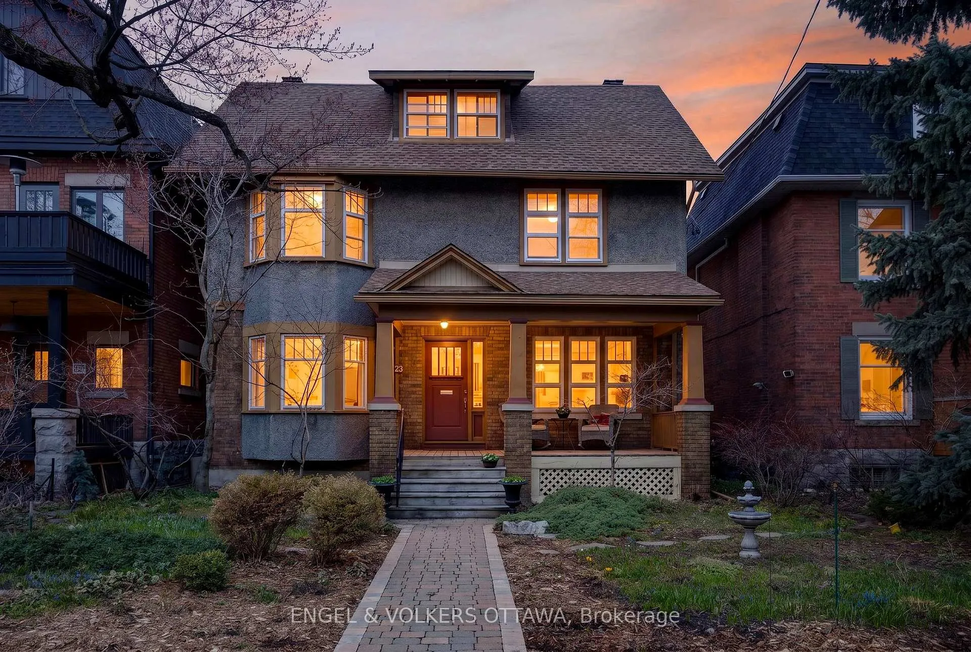 Front of 23 Woodlawn Avenue