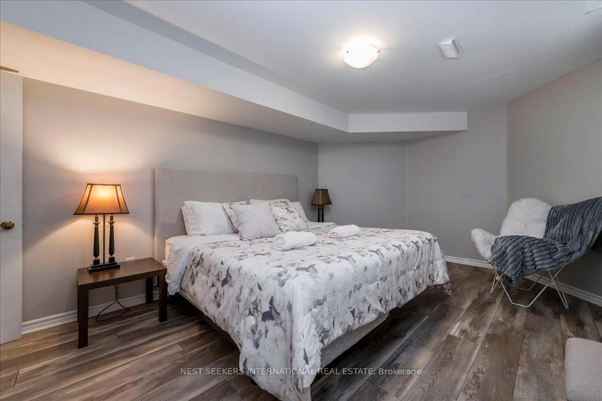 Photo 7 of 100 Jessica Lower LVL Drive, Barrie, Painswick South — HOMEH