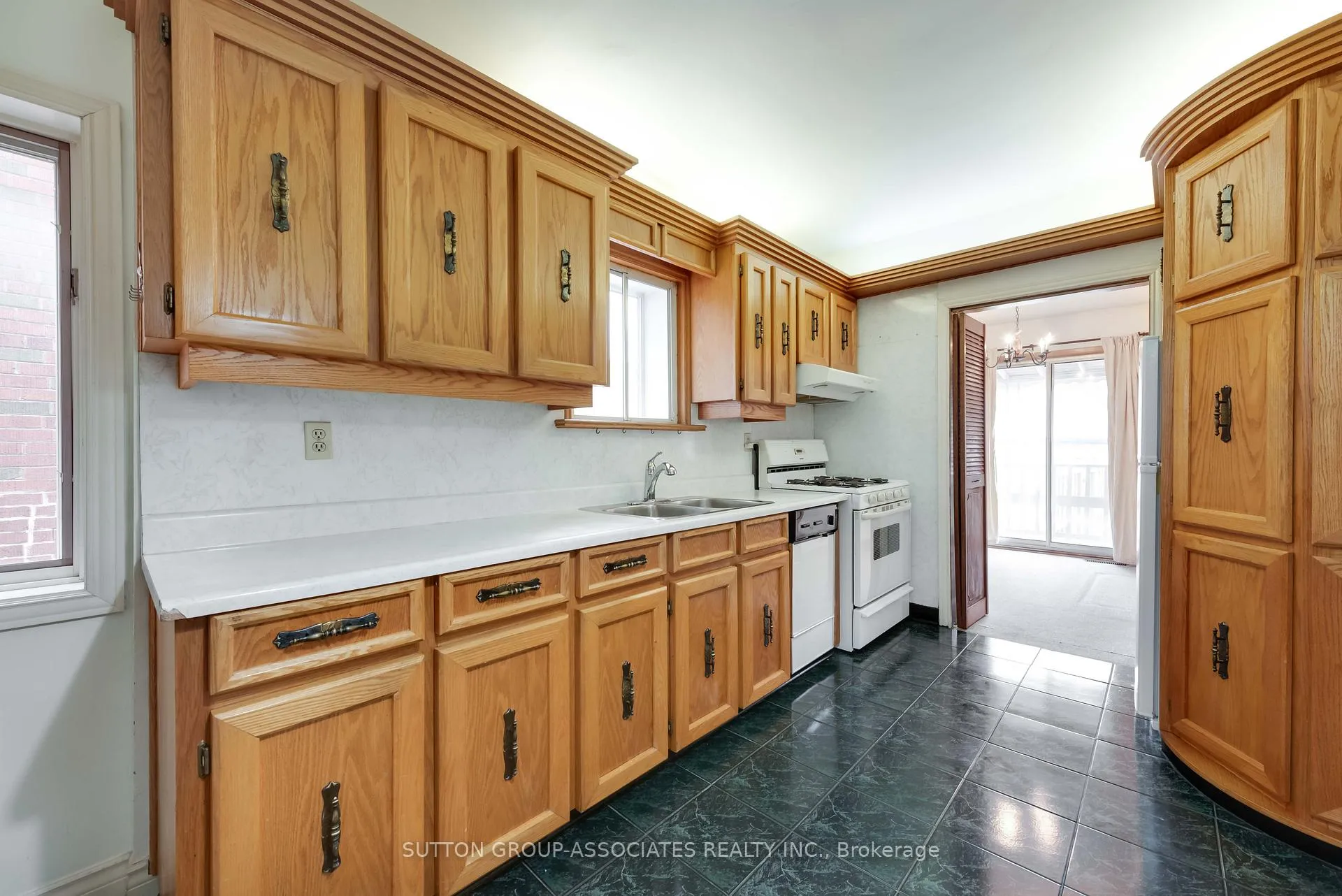 Photo 9 of 519 Rushton Road, Toronto, Humewood-Cedarvale — HOMEH