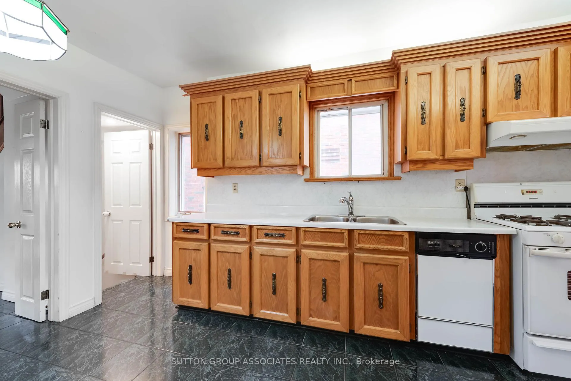 Photo 11 of 519 Rushton Road, Toronto, Humewood-Cedarvale — HOMEH