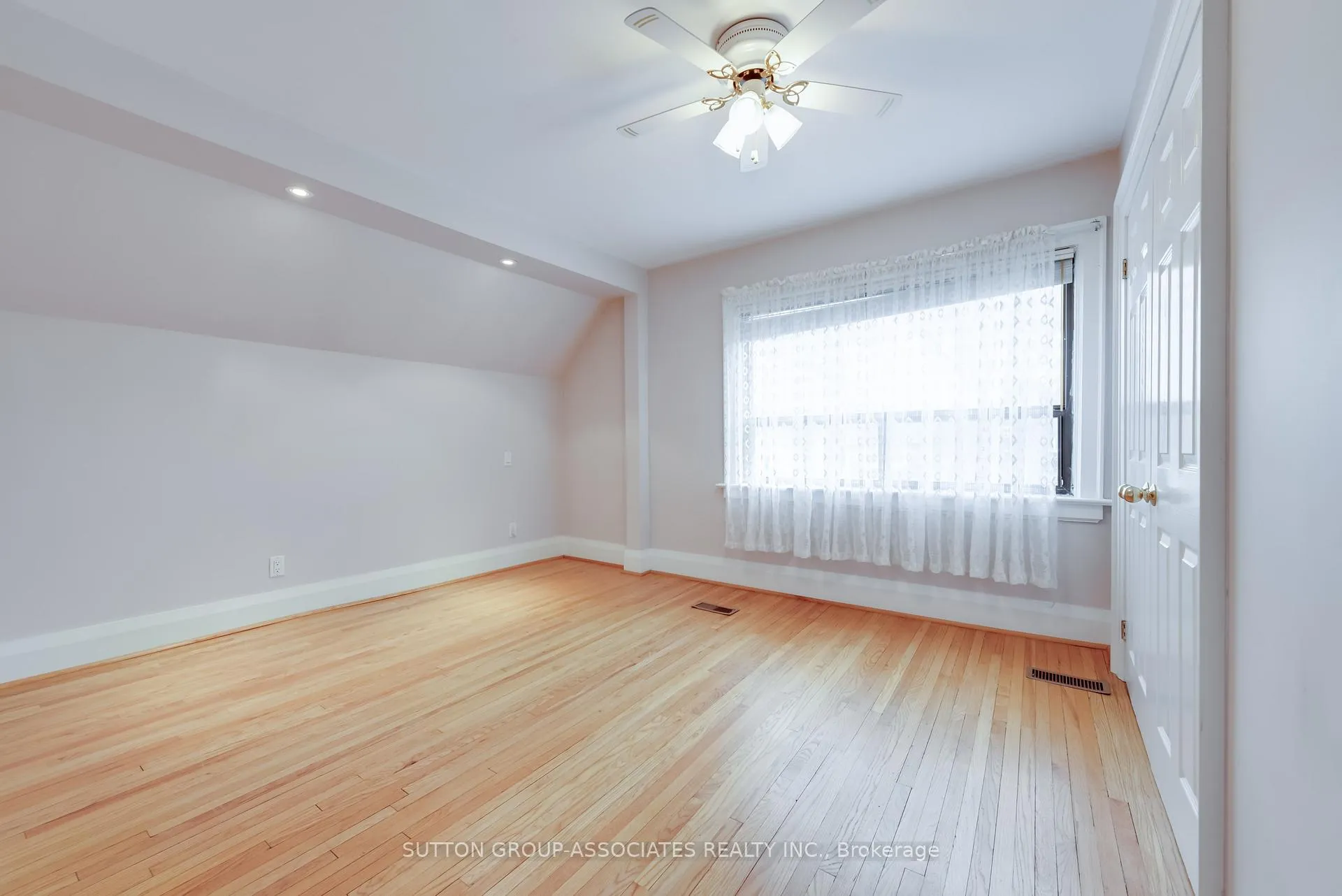 Photo 15 of 519 Rushton Road, Toronto, Humewood-Cedarvale — HOMEH