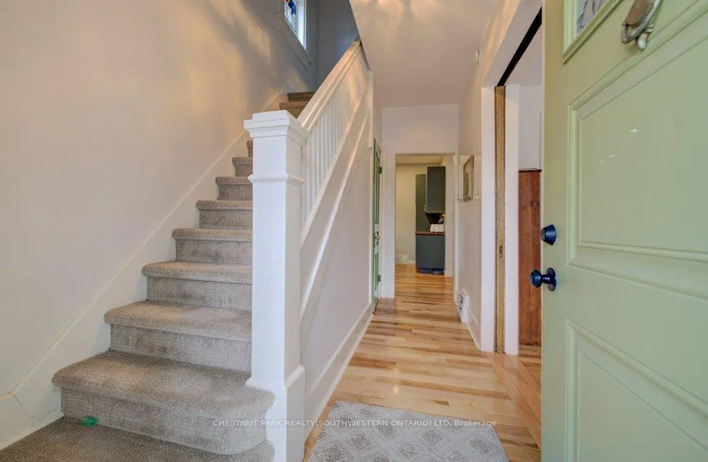 Photo 5 of 8 Spring Street E, Waterloo, Beechwood/University — HOMEH