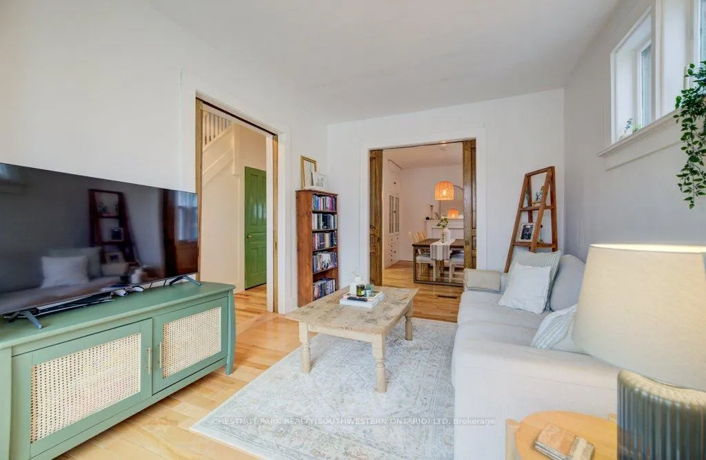 Photo 11 of 8 Spring Street E, Waterloo, Beechwood/University — HOMEH