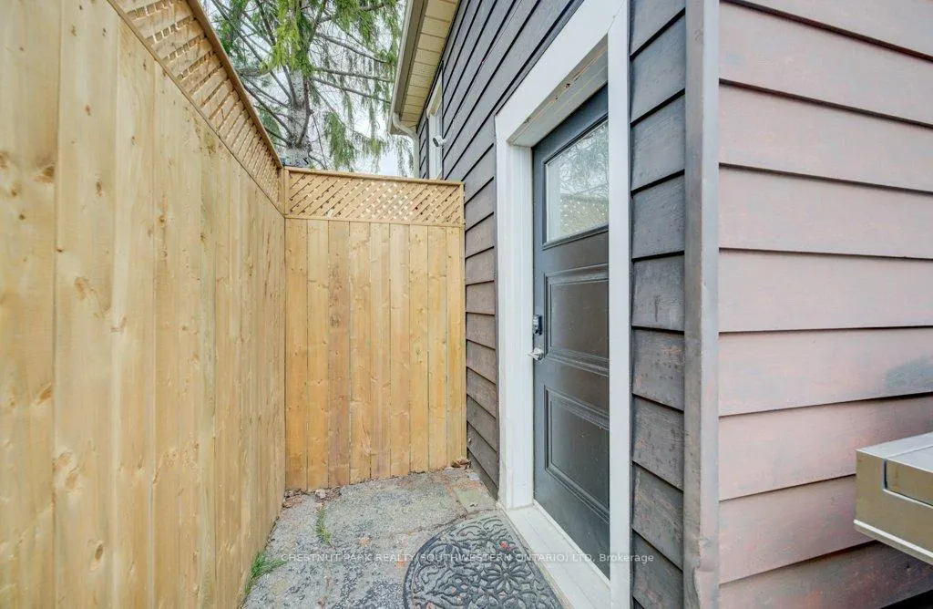 Photo 33 of 8 Spring Street E, Waterloo, Beechwood/University — HOMEH