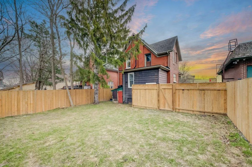 Photo 47 of 8 Spring Street E, Waterloo, Beechwood/University — HOMEH