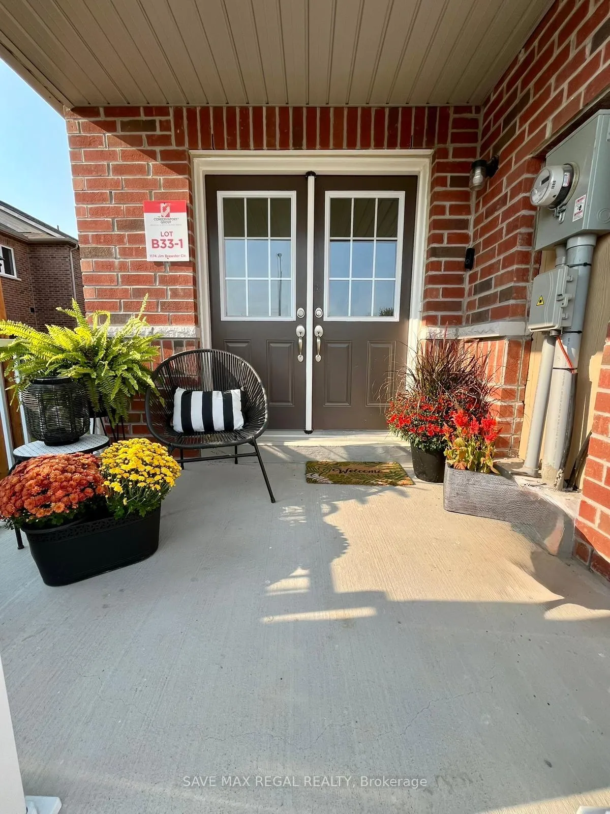 Photo 2 of 1174 Jim Brewster Circle, Oshawa, Eastdale — HOMEH