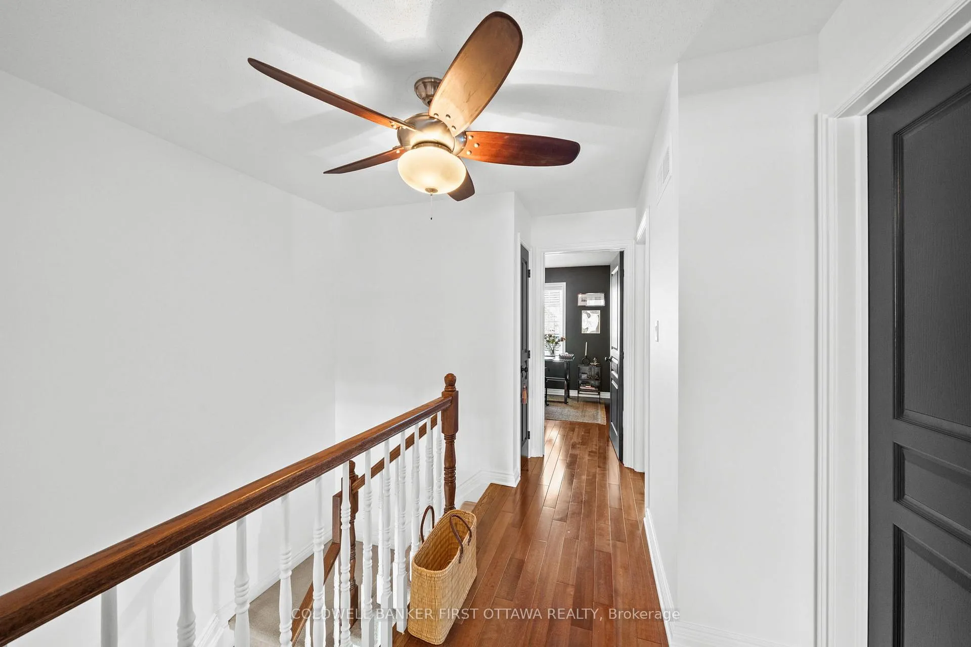 Photo 19 of 199 Golflinks Drive, Ottawa, Barrhaven - Stonebridge — HOMEH