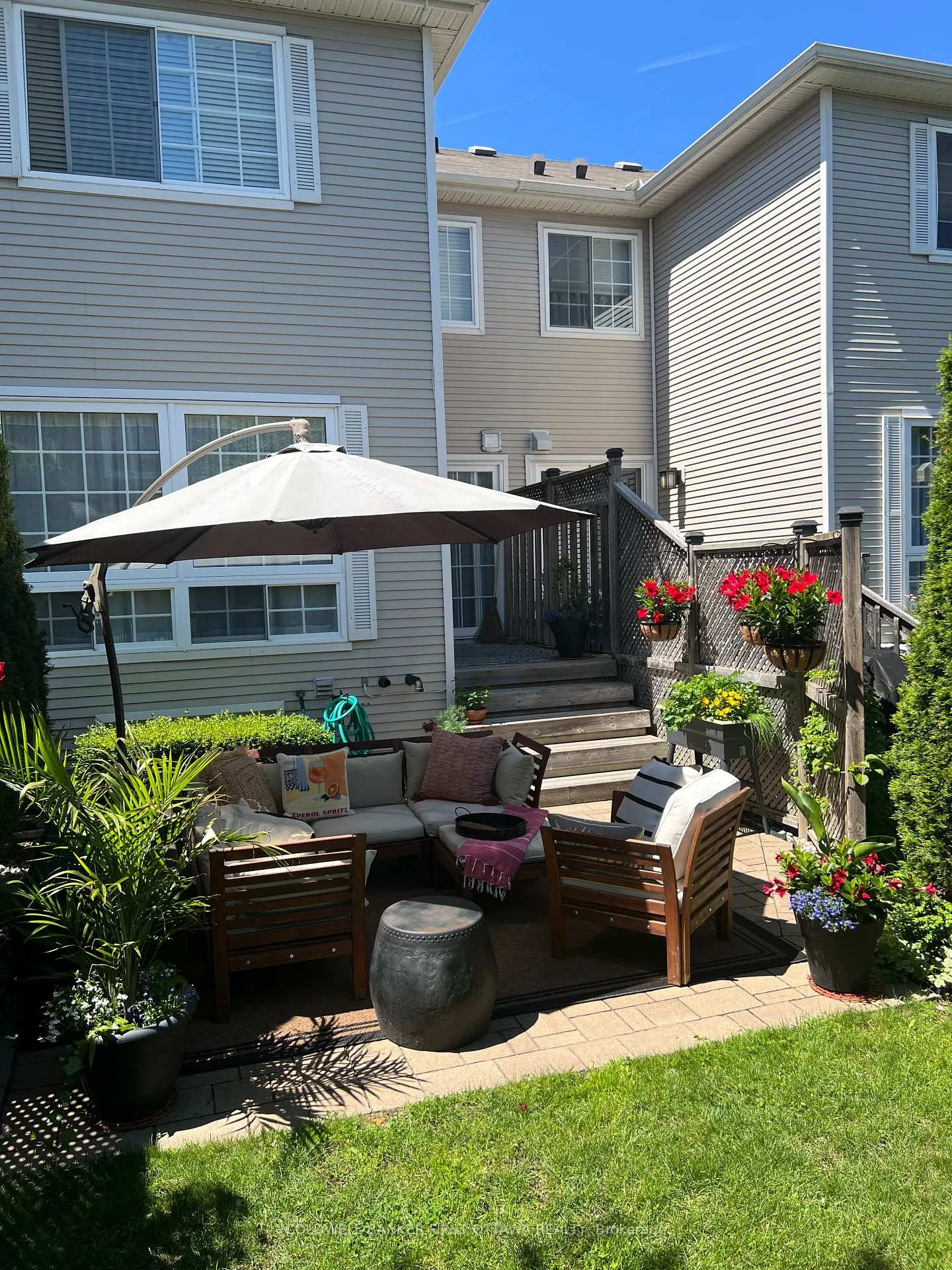 Photo 31 of 199 Golflinks Drive, Ottawa, Barrhaven - Stonebridge — HOMEH