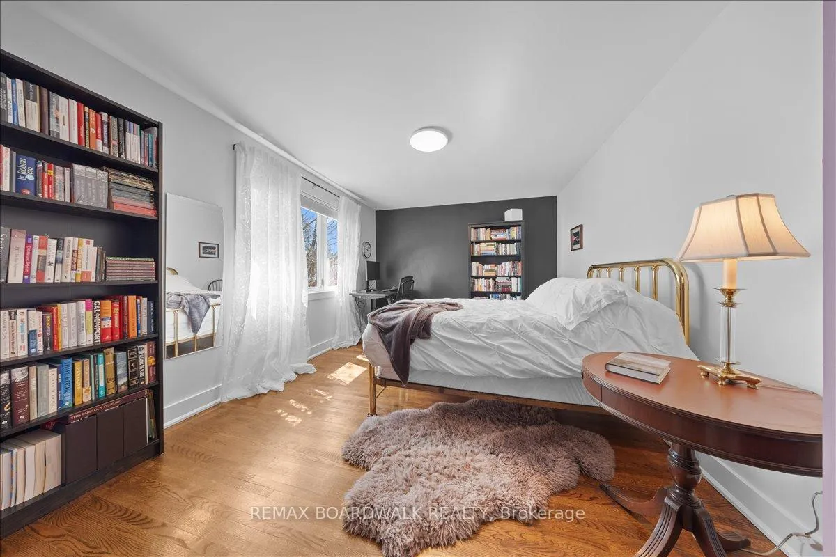 Photo 26 of 1912 Oakdean Crescent, Ottawa, Beacon Hill North — HOMEH