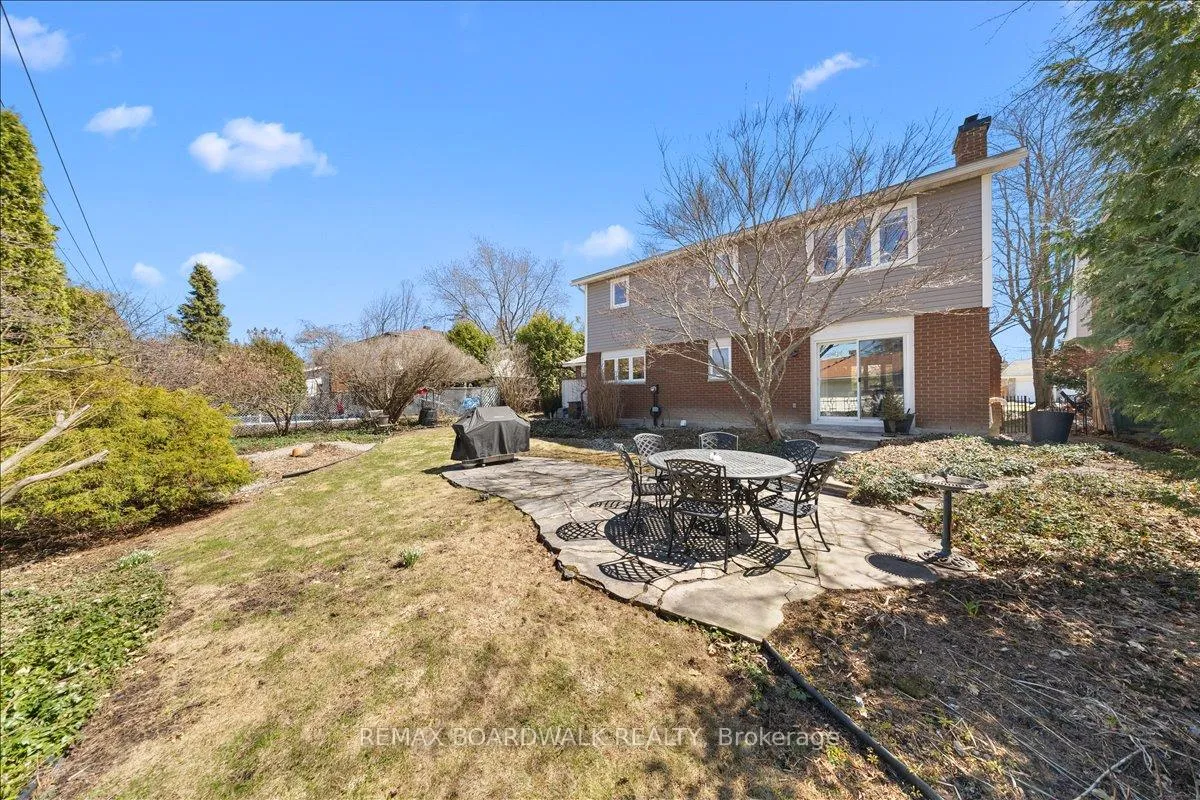 Photo 39 of 1912 Oakdean Crescent, Ottawa, Beacon Hill North — HOMEH