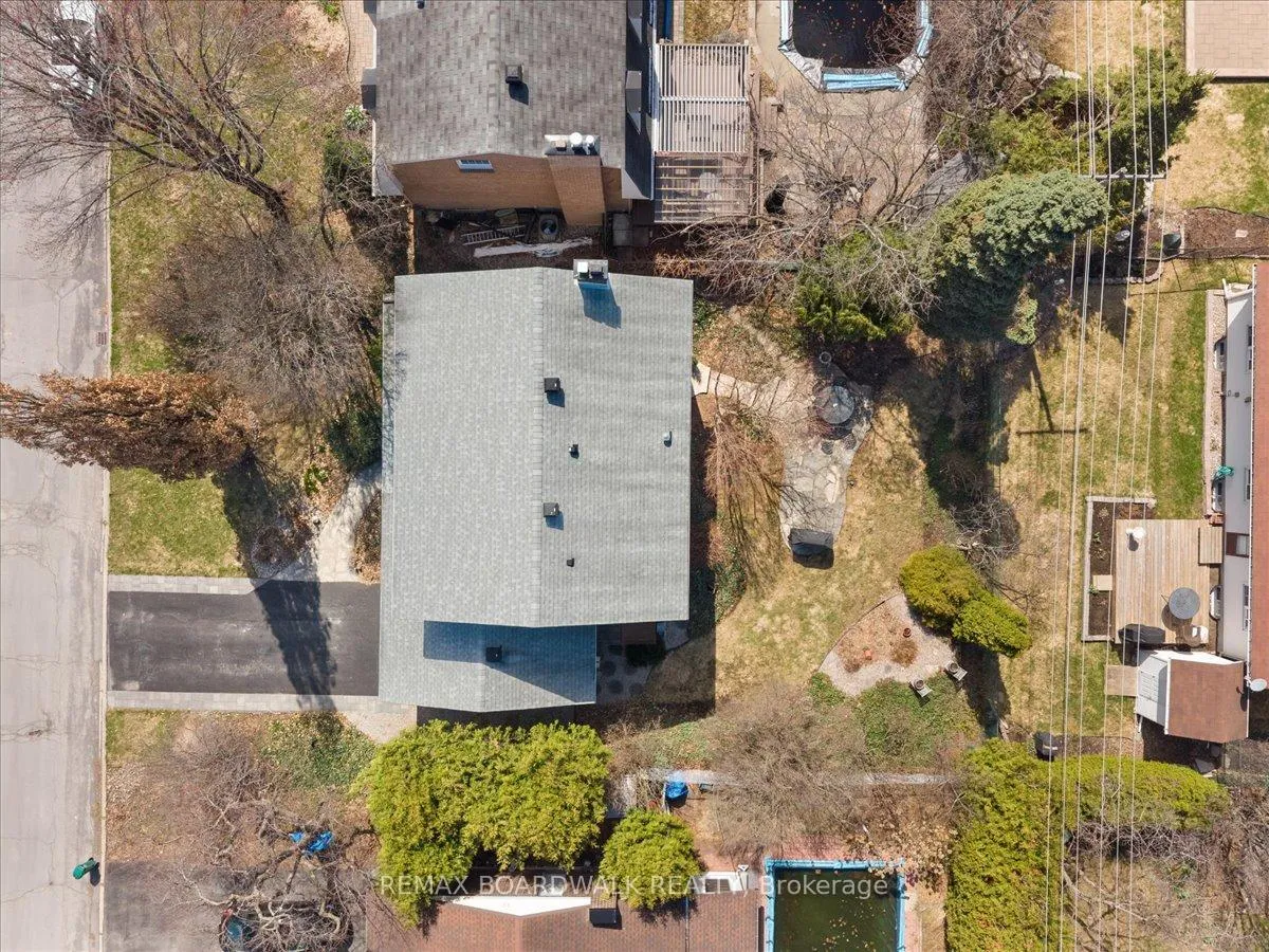 Photo 43 of 1912 Oakdean Crescent, Ottawa, Beacon Hill North — HOMEH