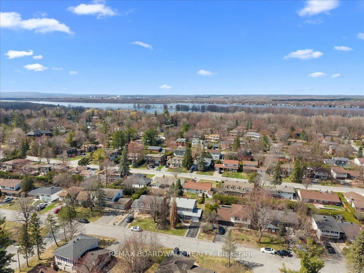 Photo 45 of 1912 Oakdean Crescent, Ottawa, Beacon Hill North — HOMEH