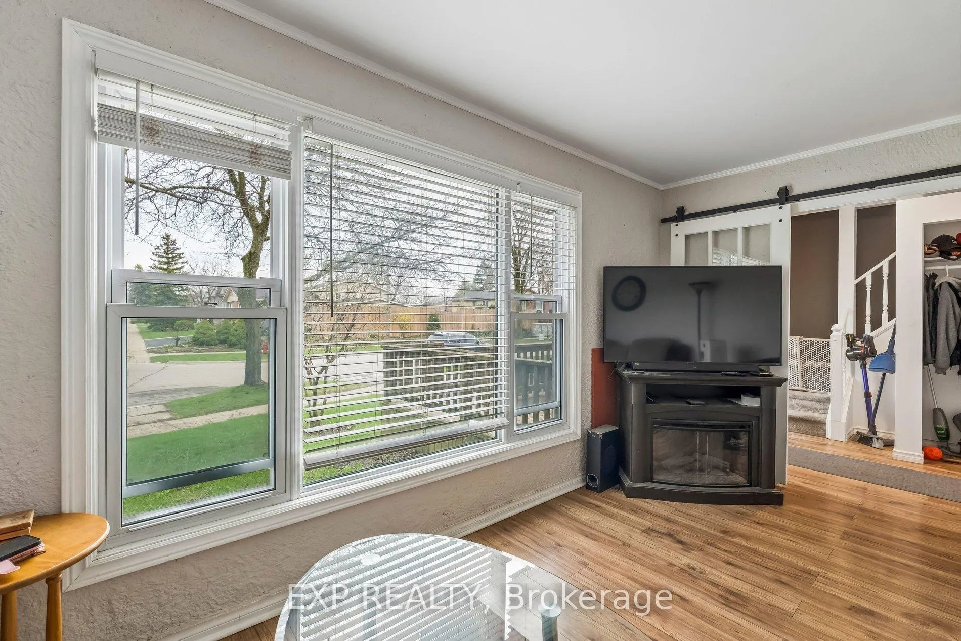 Photo 9 of 27 John Murray Street, Hamilton, Stoney Creek Mountain — HOMEH