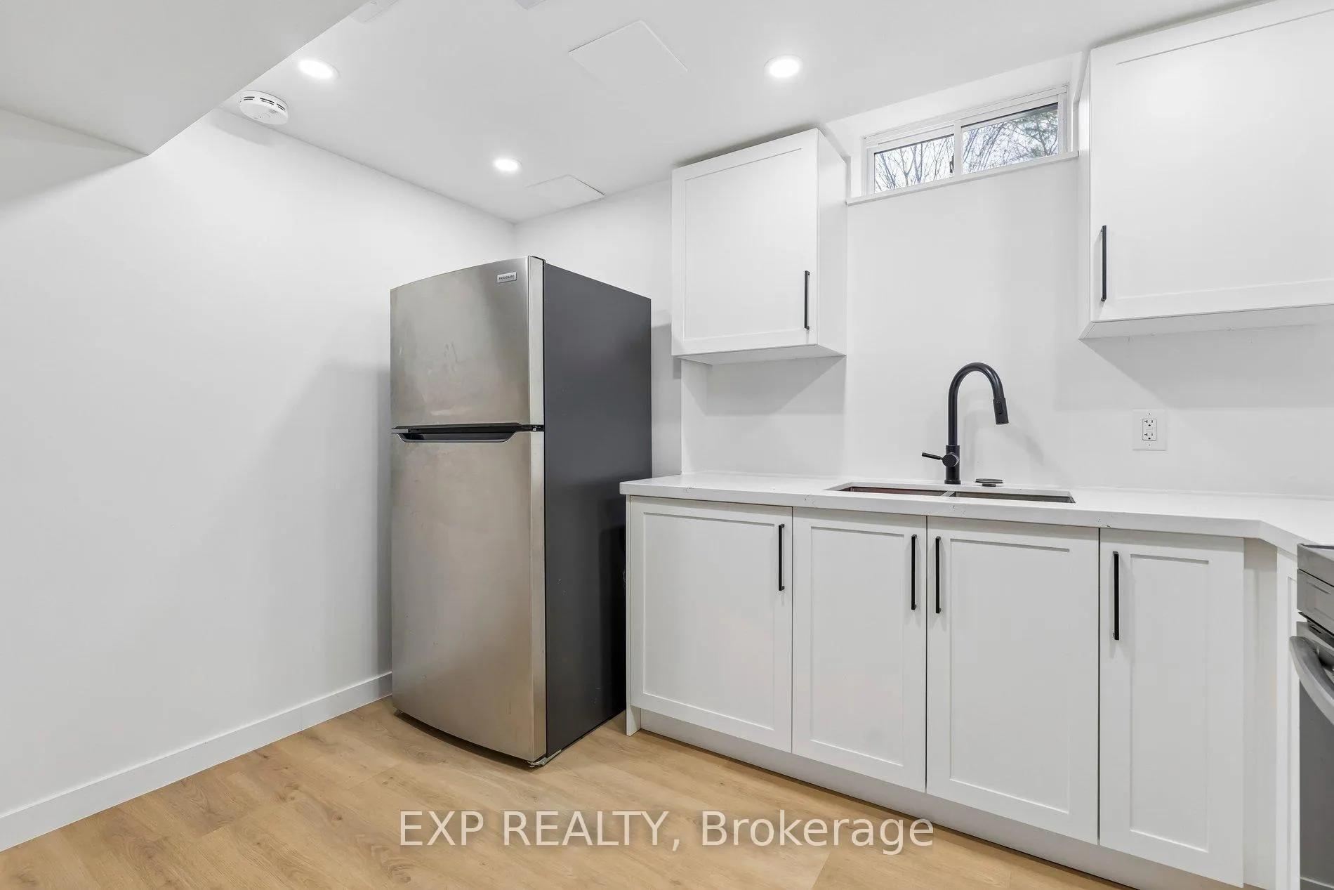 Photo 35 of 27 John Murray Street, Hamilton, Stoney Creek Mountain — HOMEH