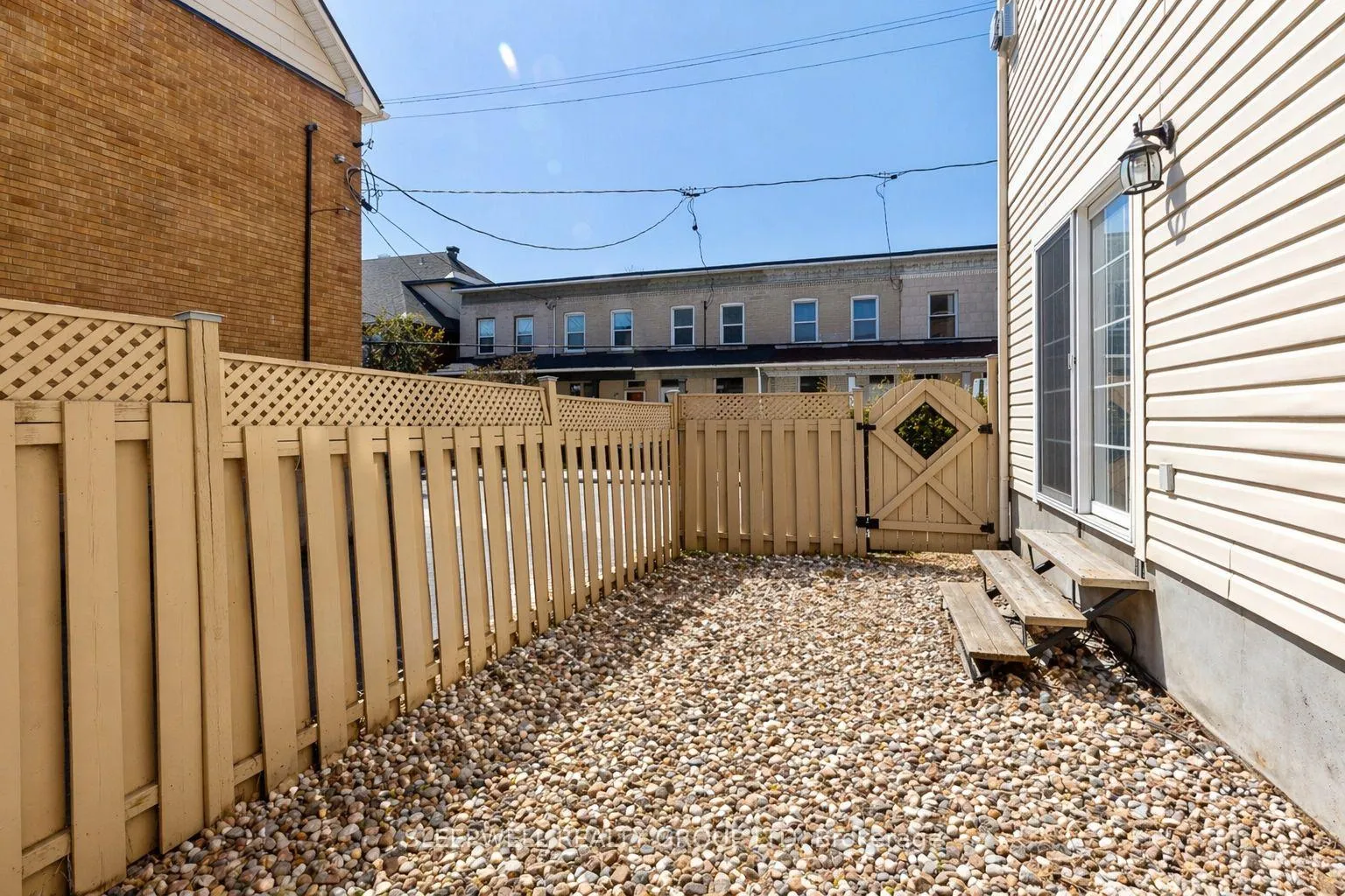 Photo 10 of 54 Christie Street, Ottawa, West Centre Town — HOMEH