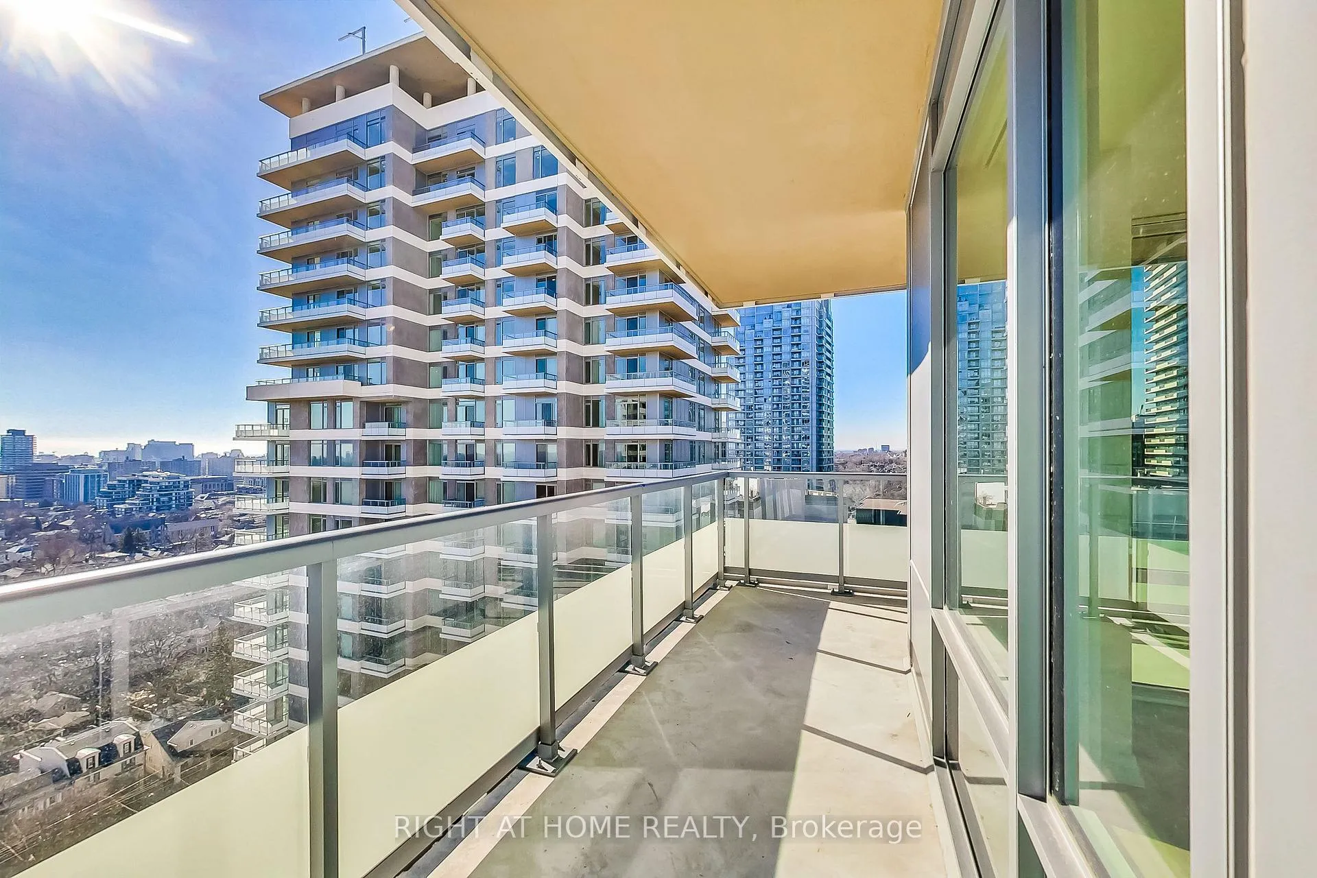 Photo 30 of Unit 2113, 50 Dunfield Avenue, Toronto, Mount Pleasant West — HOMEH