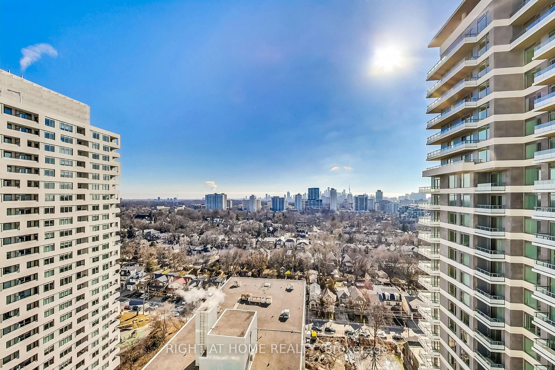 Photo 32 of Unit 2113, 50 Dunfield Avenue, Toronto, Mount Pleasant West — HOMEH