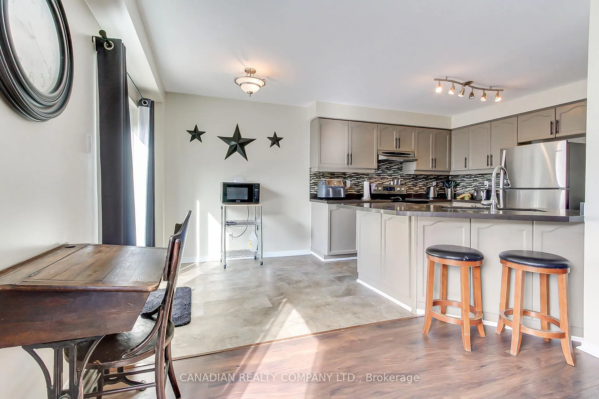Photo 10 of 7 Glasgow Crescent, Georgina, Keswick South — HOMEH