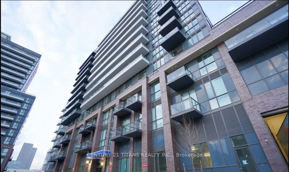 Photo 3 of Unit 103, 60 Honeycrisp Crescent, Vaughan, Vaughan Corporate Centre — HOMEH